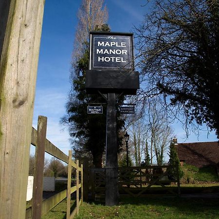 The Maple Manor Hotel Crawley  Exteriör bild