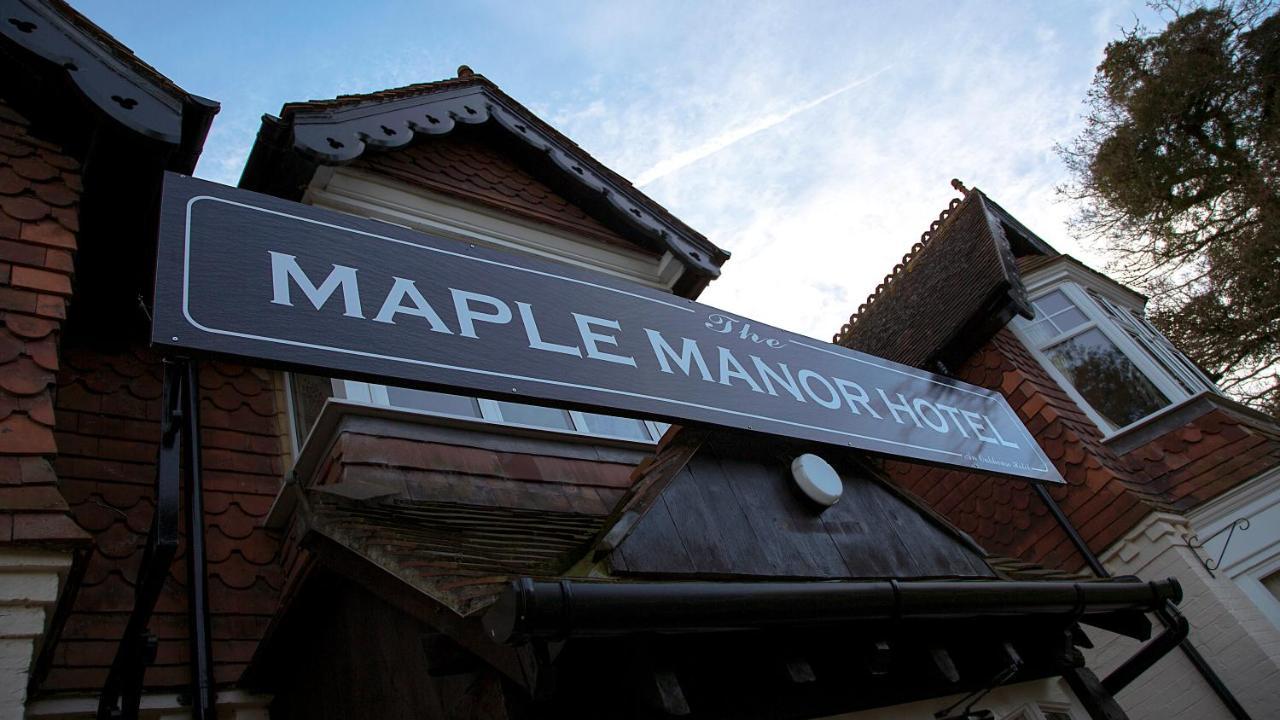 The Maple Manor Hotel Crawley  Exteriör bild